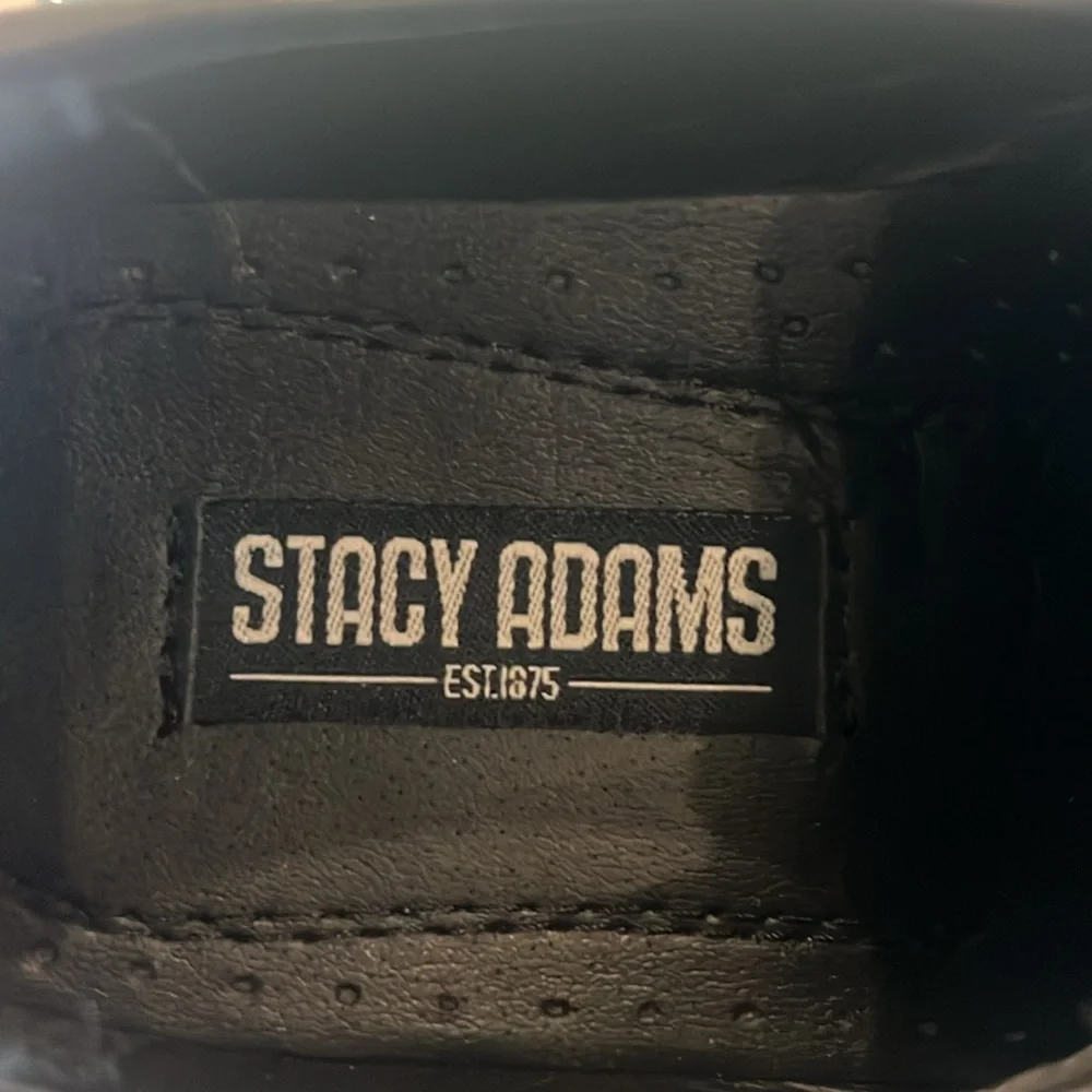 Stacie Adams Boys Black Shoes size 2M